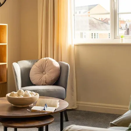 アパート Penthouse Quiet Escape Sleeps 4