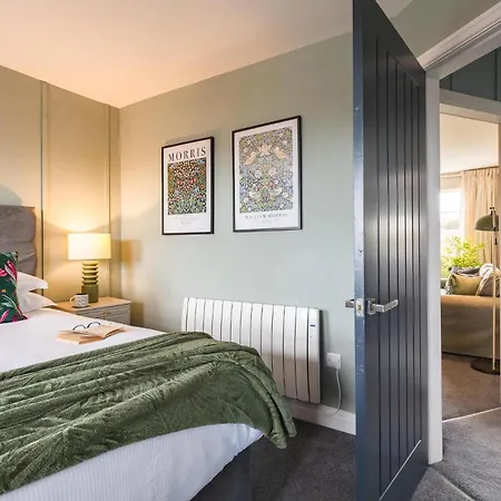 公寓 Penthouse Quiet Escape Sleeps 4 *