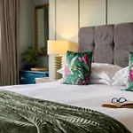 Penthouse Quiet Escape Sleeps 4 Lejlighed